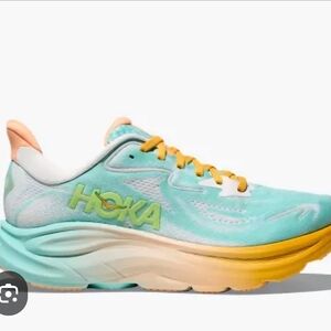 Hoka Clifton 10 Women's Running Walking Shoes Size 6 Blue Shock